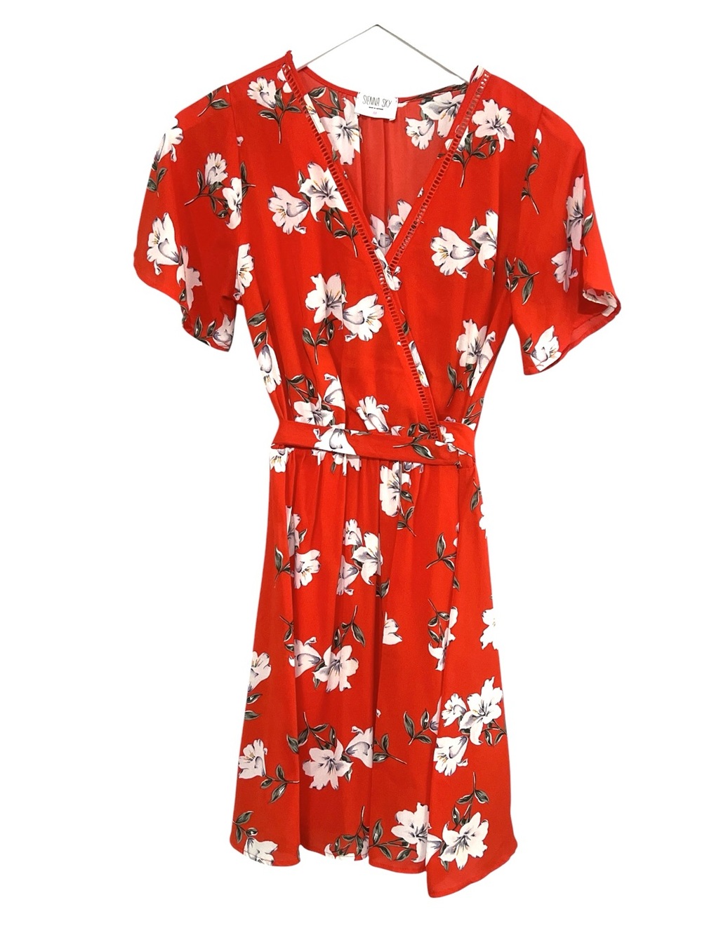 Sienna Sky Red Floral Wrap Dress Size M Short Sleeve V-Neck
